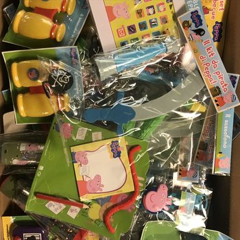 MIX JUCĂRII PEPPA PIG (100 buc) - Reumplere Cufăr Comori | B2B