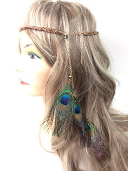 Bentiță Împletită Maro cu Pene de Păun | Stil Ibiza Boho (1 buc)