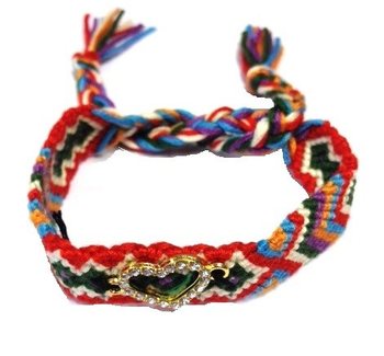 BRĂȚARĂ ÎMPLETITĂ STIL IBIZA MULTICOLORĂ CU INIMĂ DIN STRASURI (1 buc)