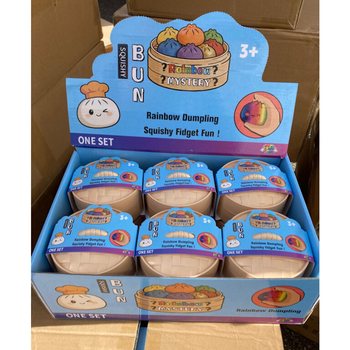 RAGE - RAINBOW Squishy Bun Dumplings MARI (Dim. 8.5 x 8.5 x 4.8 Cm) - Viral 2026 Fidget Toy (12buc.)