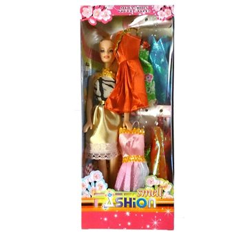 Păpușă cu 6 Rochii Extra (set 6 buc.)