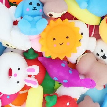 Mix figurine Squishy &icirc;n găleată (100 bucăți)