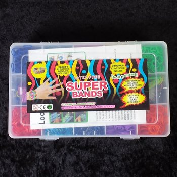 2.600 Super Bands / Elastice Loom în cutie mare (Set de 6 buc.)