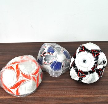 STOC REZIDUAL MINGI DE FOTBAL (3 buc.)