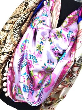 ȘAL TRIUNGHIULAR DE LUX REVERSIBIL ROZ / CREM / MULTICOLOR (1 buc)